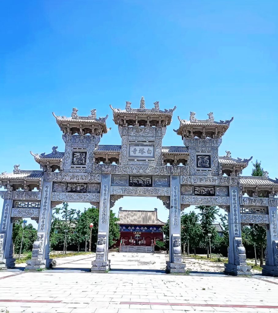 河南襄城王洛镇白塔寺山门牌坊,唐代古刹入口景观